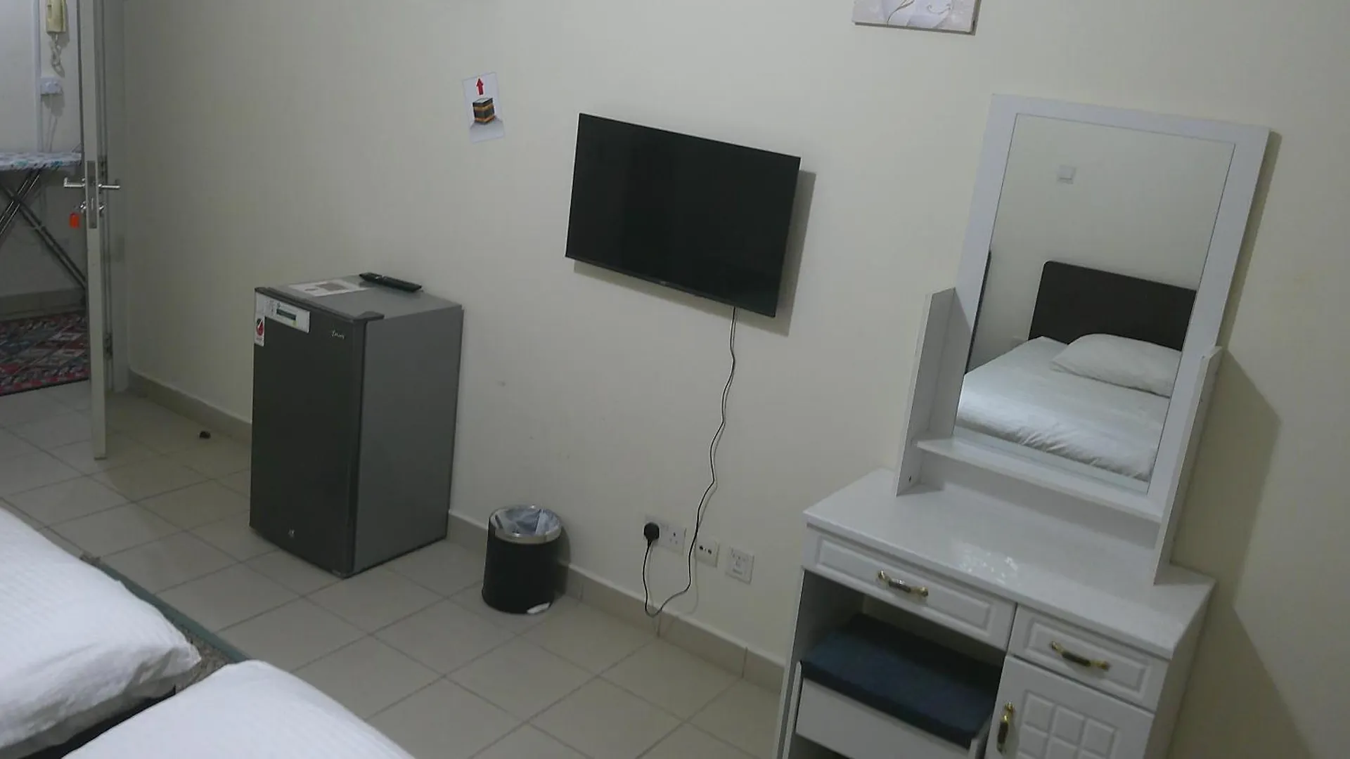 Inn Ruby Star Private Room With Sharing Washrooms 426 Dubai